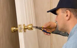Golden Locksmith Services West Hartford, CT 860-973-2428 - 2-Cheap-Locksmith